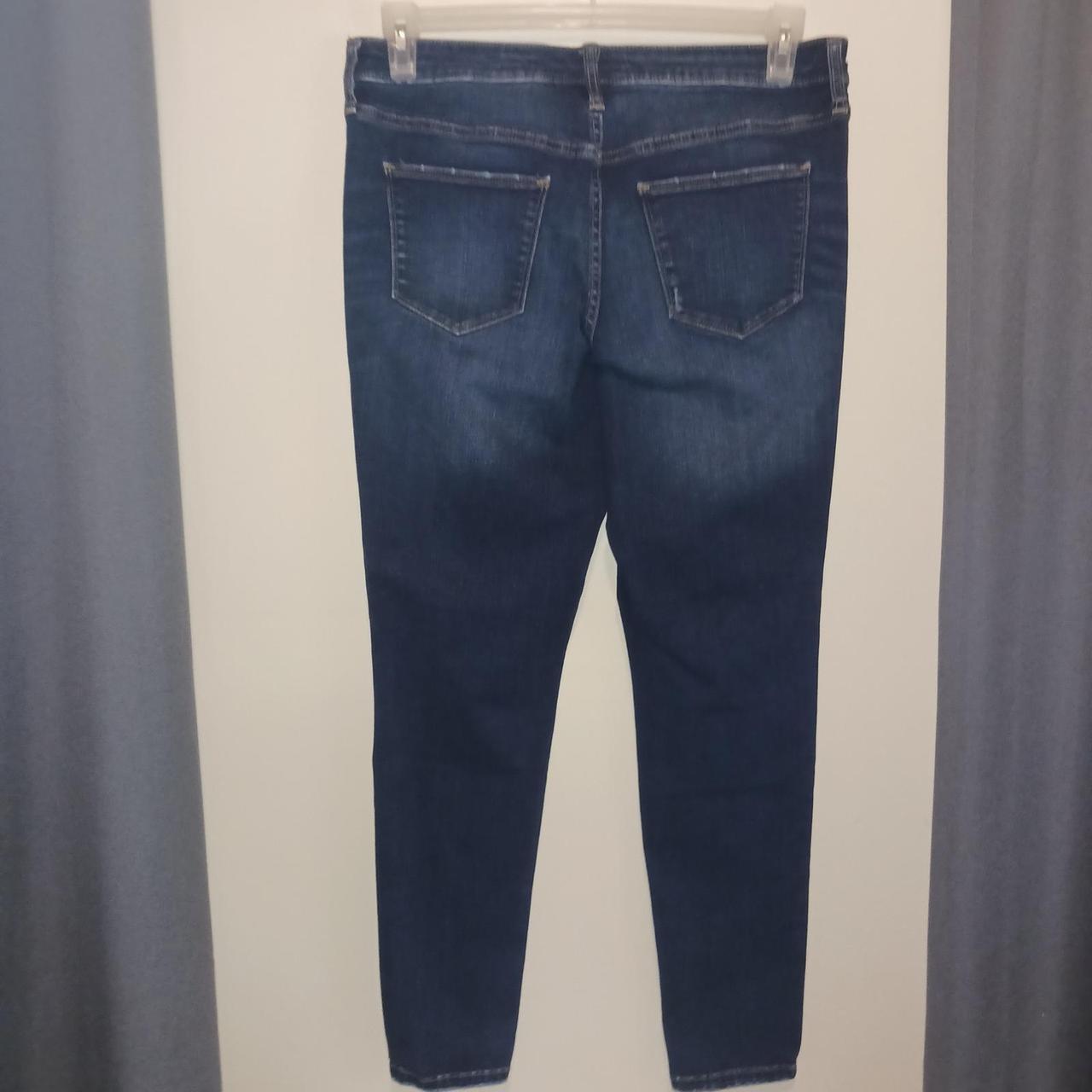 Universal Thread Women's High waisted Distressed … - image 3