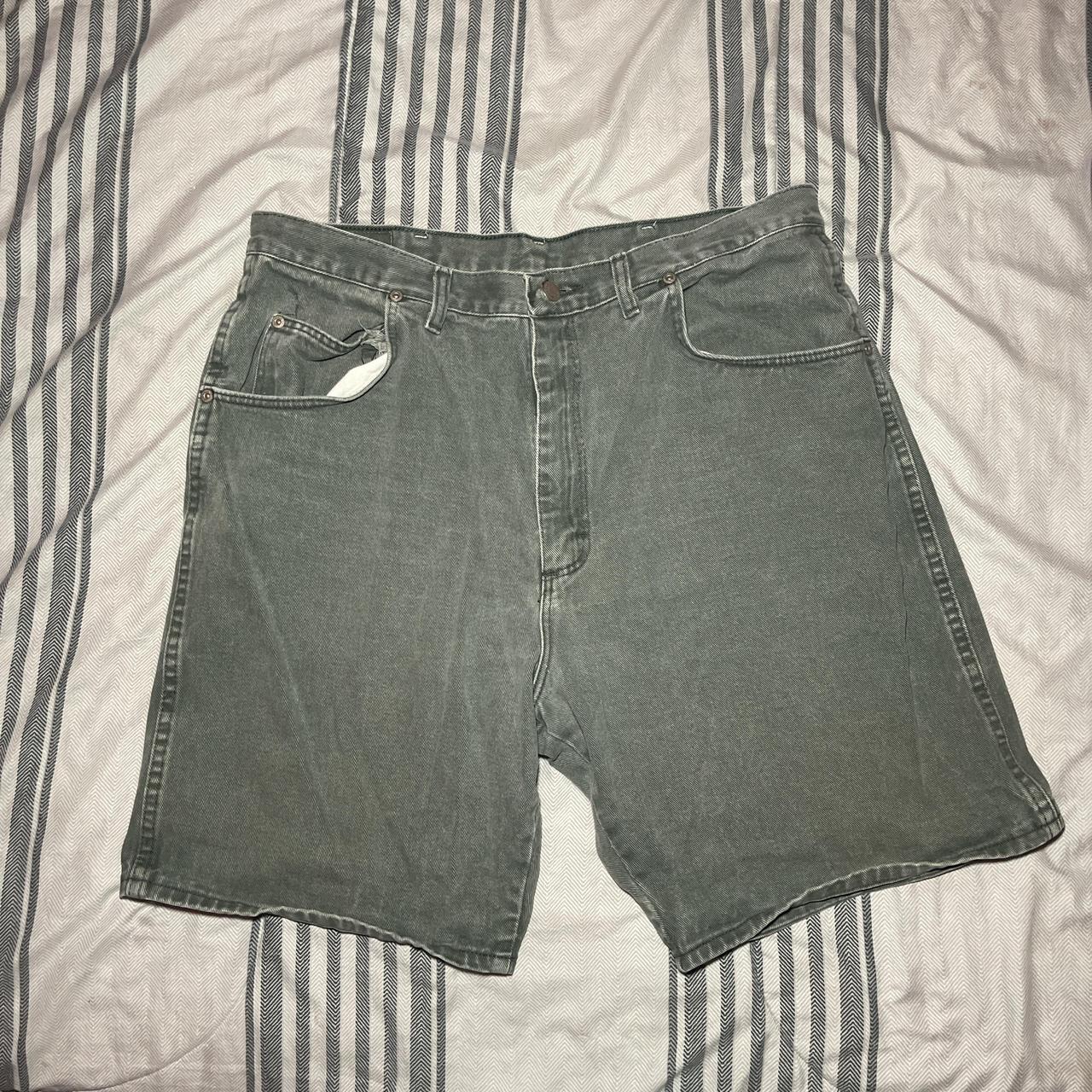 Vintage Wrangler Silver-Edition Washed Jorts Waist -... - Depop