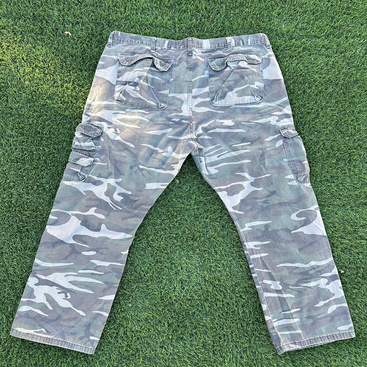 Wrangler Camo Cargo Pants 44 x 30 - Few small paint... - Depop