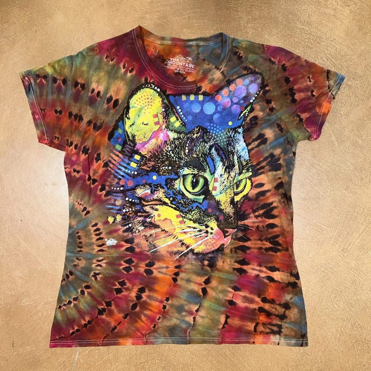 Tye dye cat shirt fashion