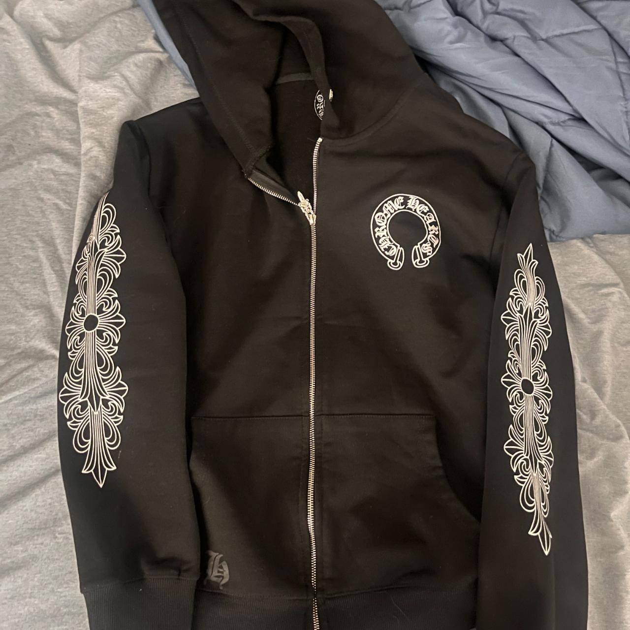 chrome hearts horshoe zip up size large but fits... - Depop