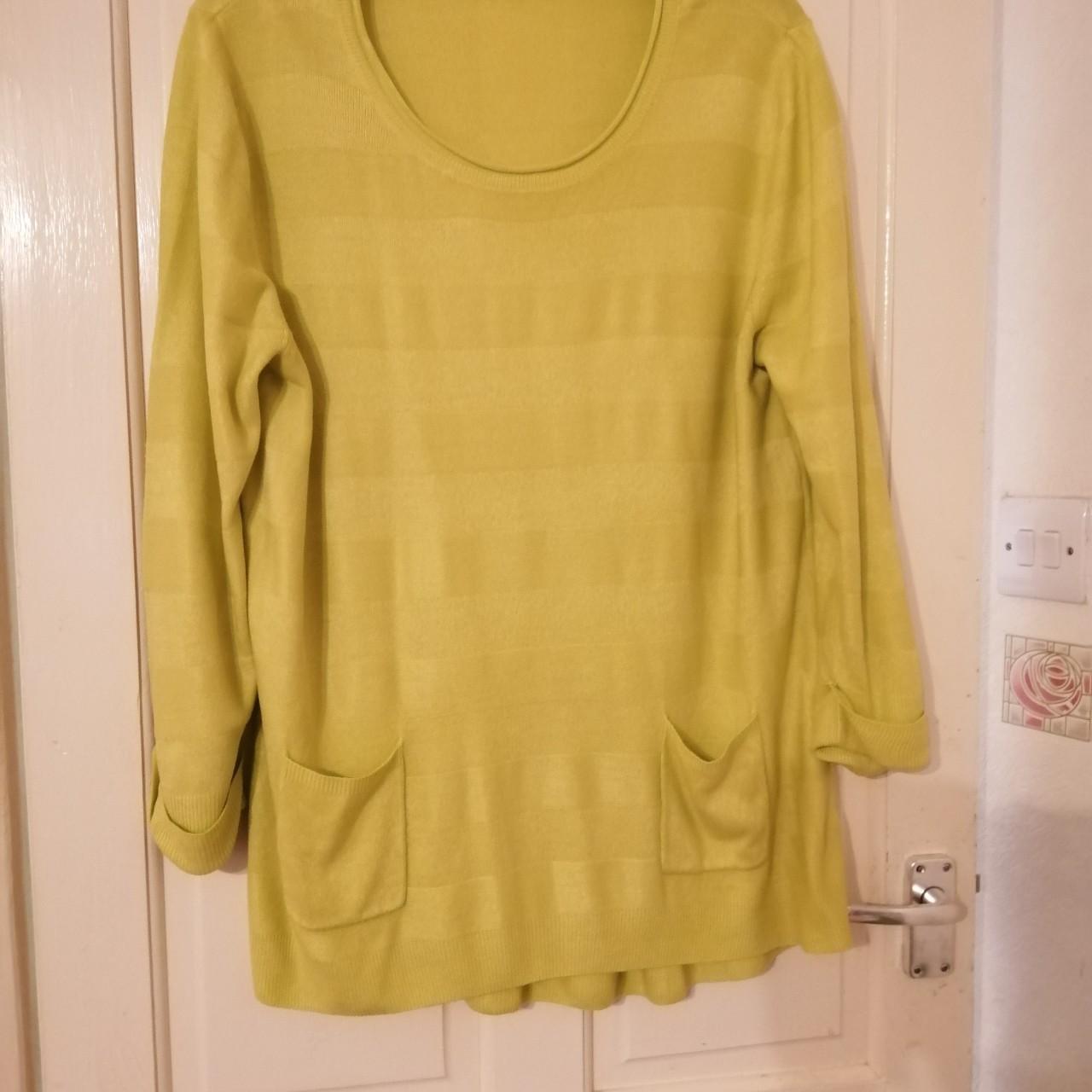 F&f shop yellow jumper