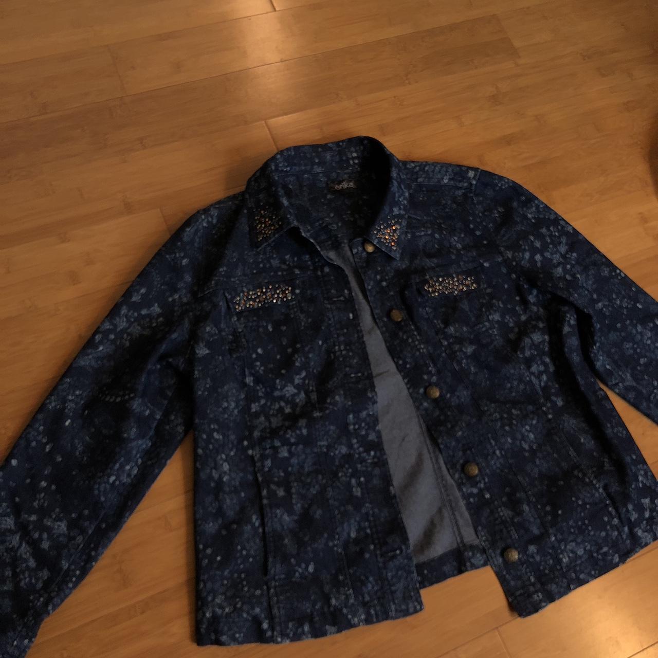 item listed by liliefitz
