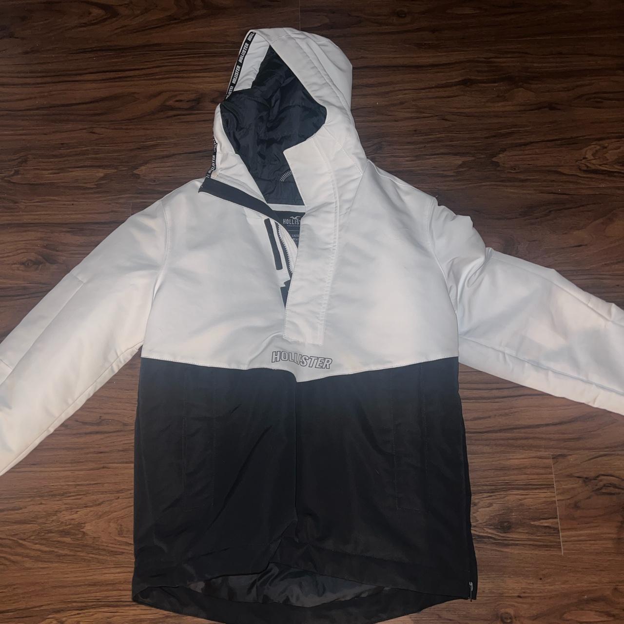 Hollister black clearance and white jacket