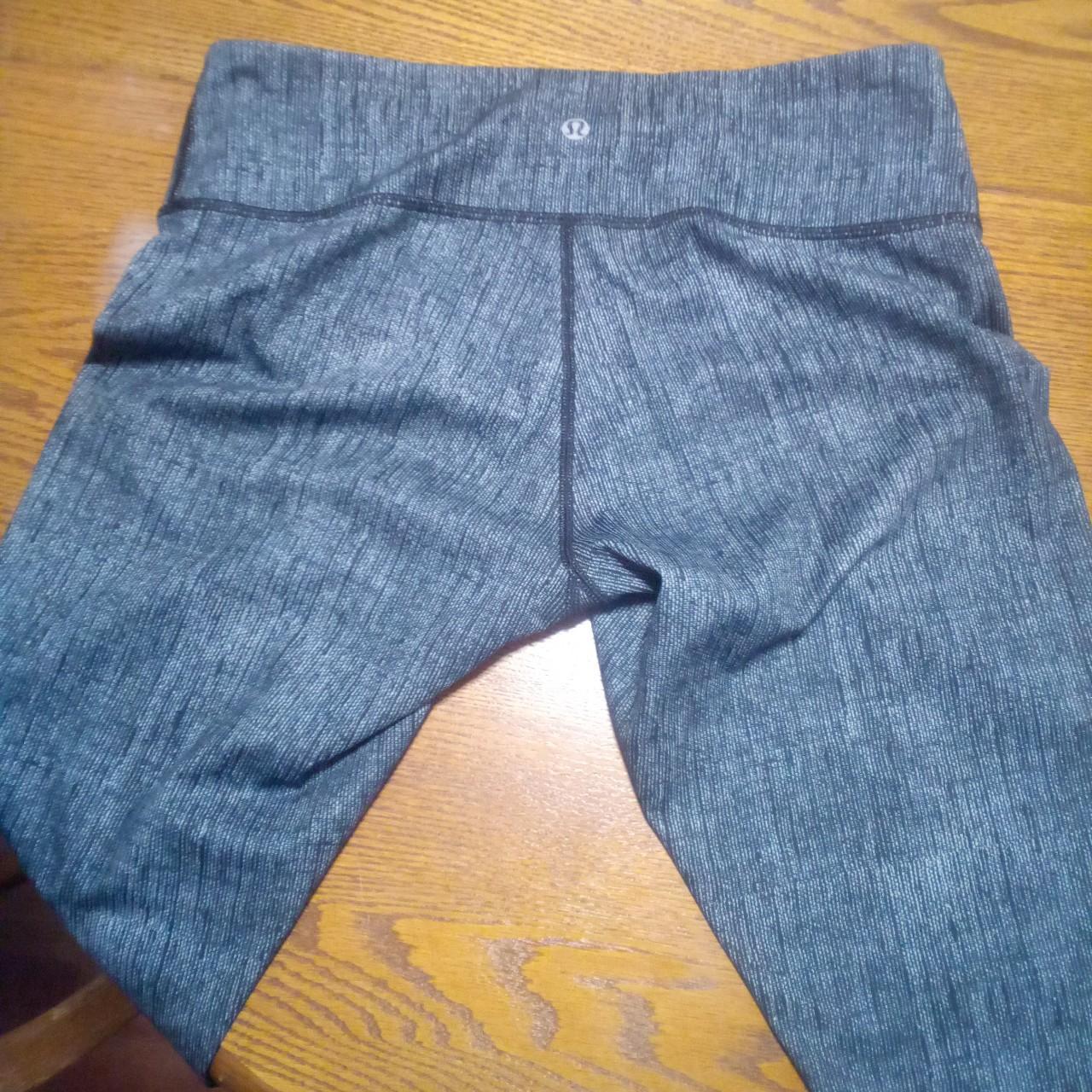 Lululemon size 10 Brand New Tag did fall off on the - Depop