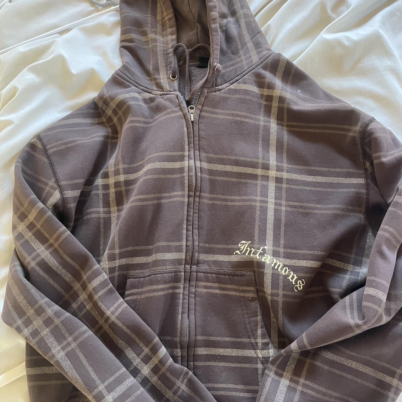 item listed by pinkerton__