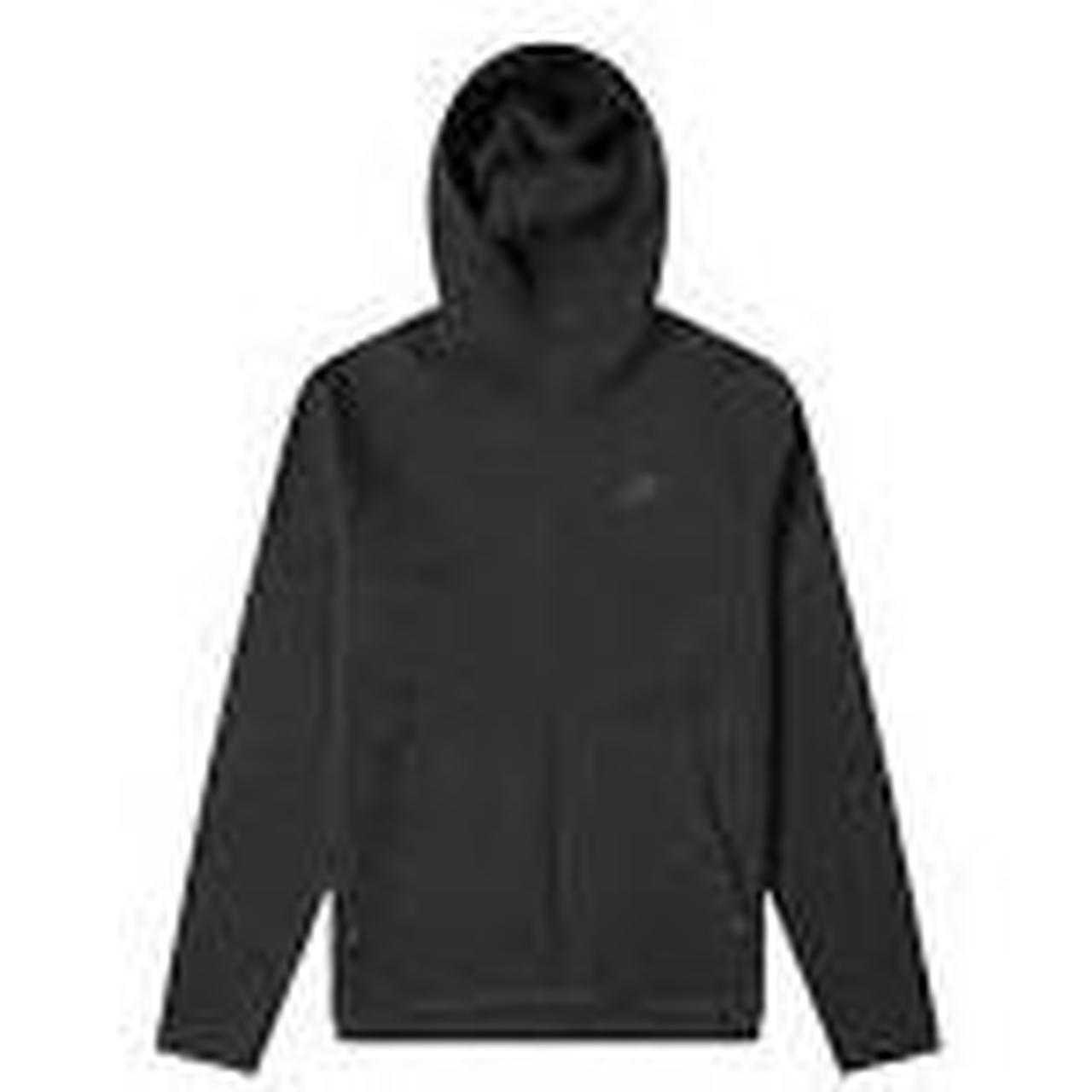 item listed by rackzzzxx