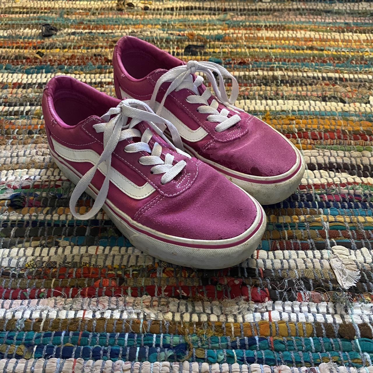 Velvet 2024 pink vans