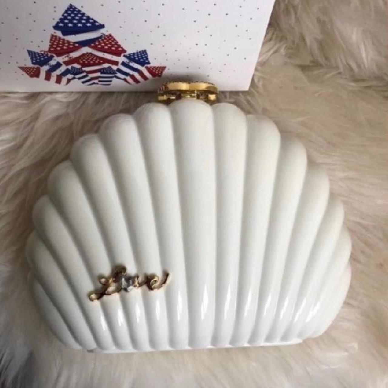 Chanel vip shell online bag