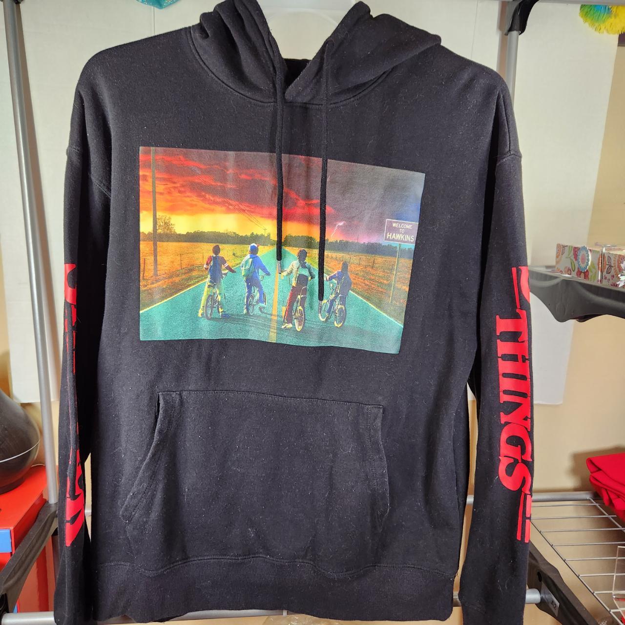 Stranger things store sweatshirt forever 21