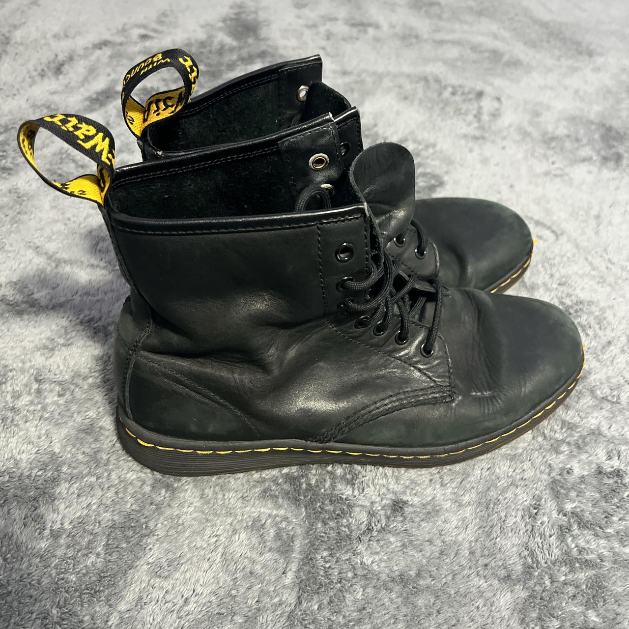 Dr martens newton australia best sale