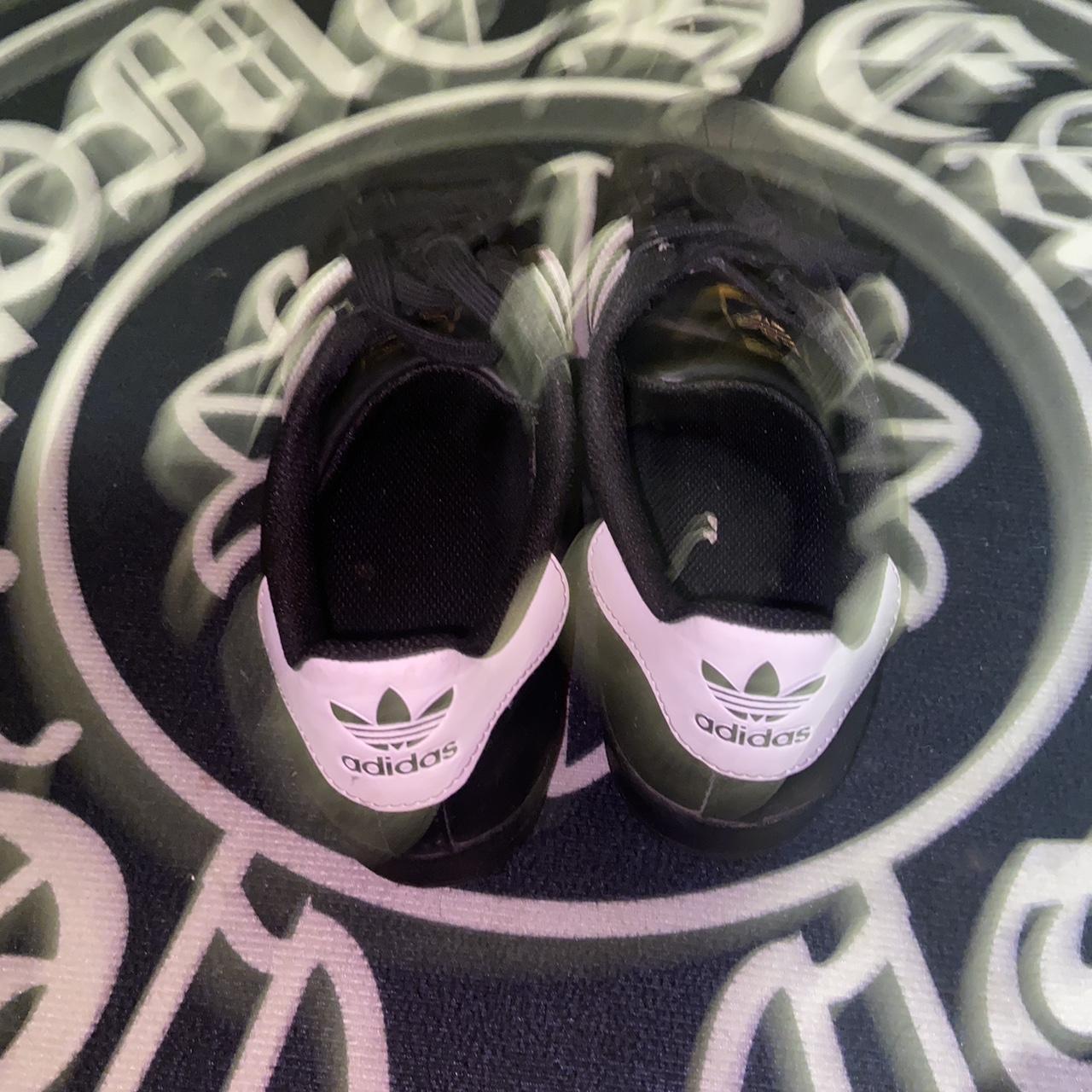 mens black and white adidas trainers