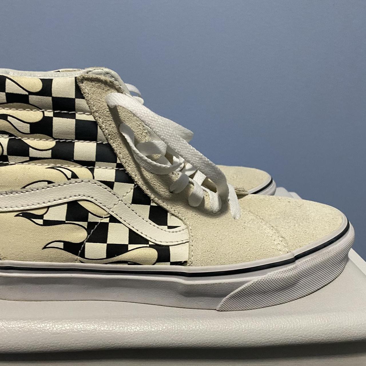 Vans sk8 hi checker hot sale flame