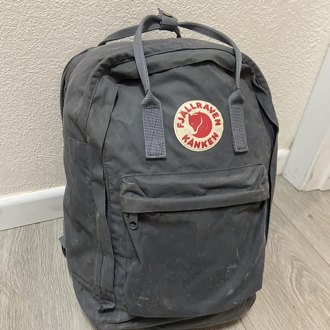 Super grey fjallraven kanken on sale