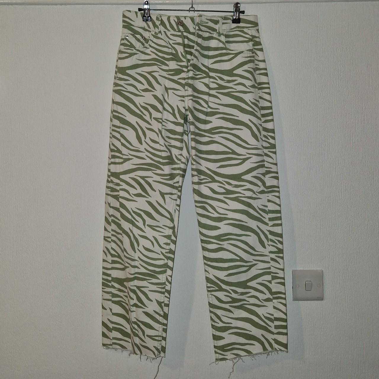 Chicago Bears - Zebra Print Pants - Elastic - Depop