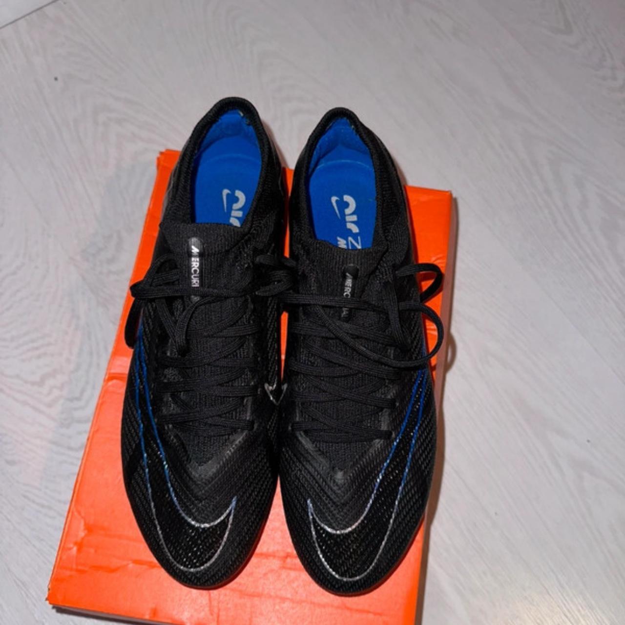 mens black nike football boots