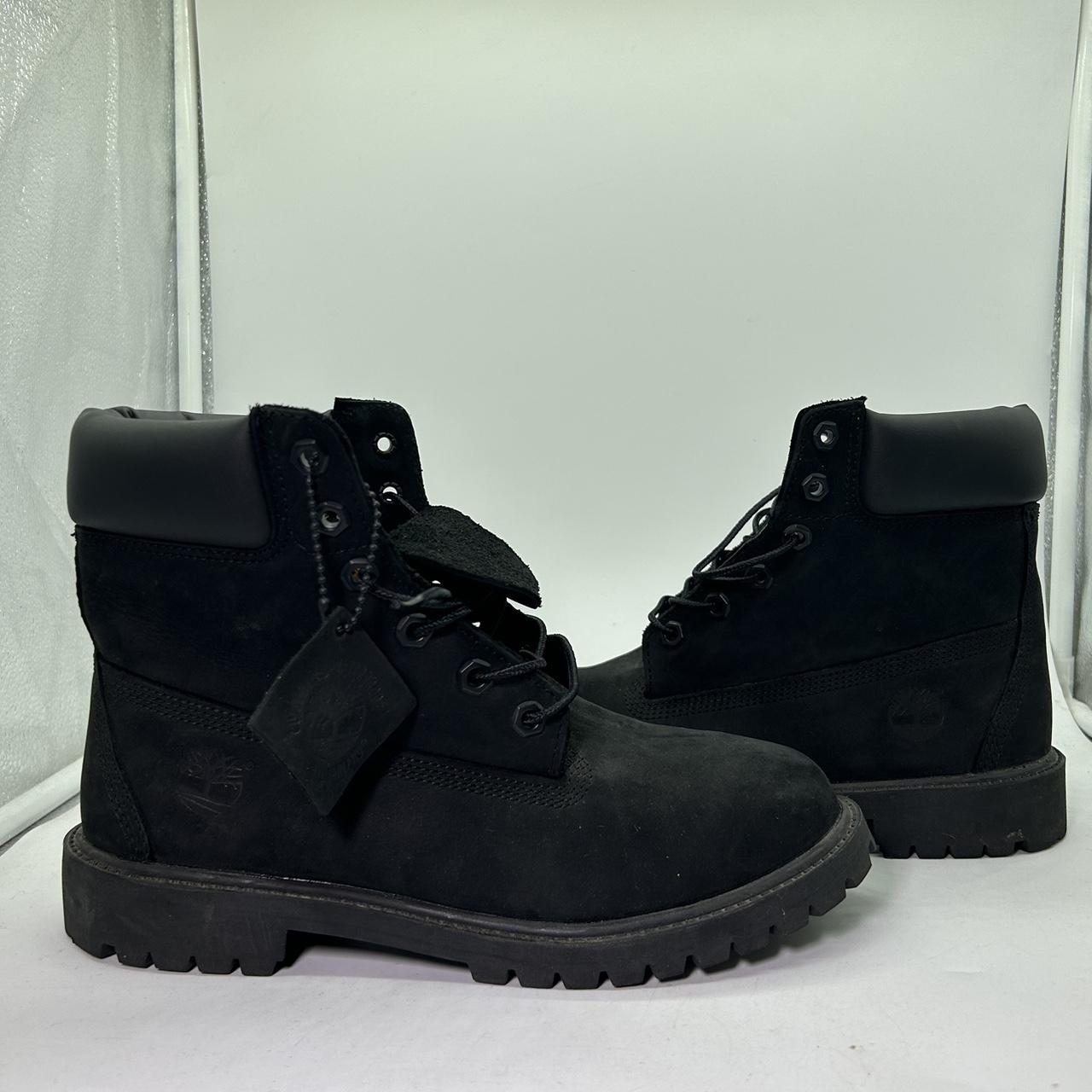 Black timberlands 2024 size 4