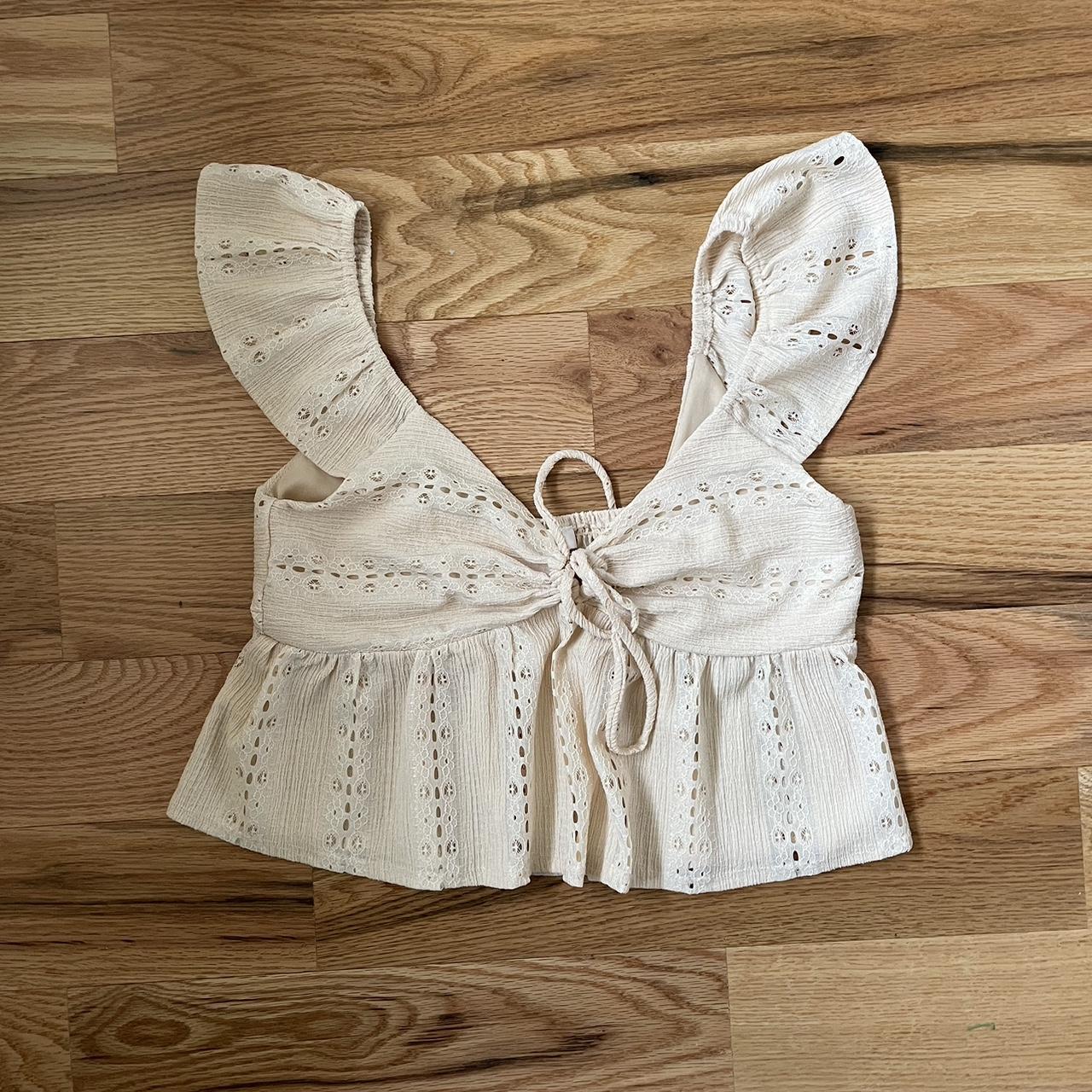 Women’s Cream Top Depop