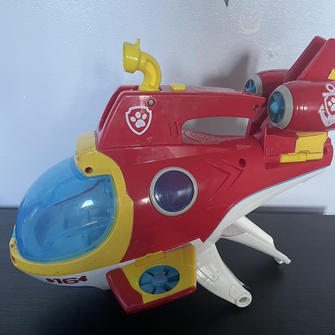 Paw patrol under water submarine