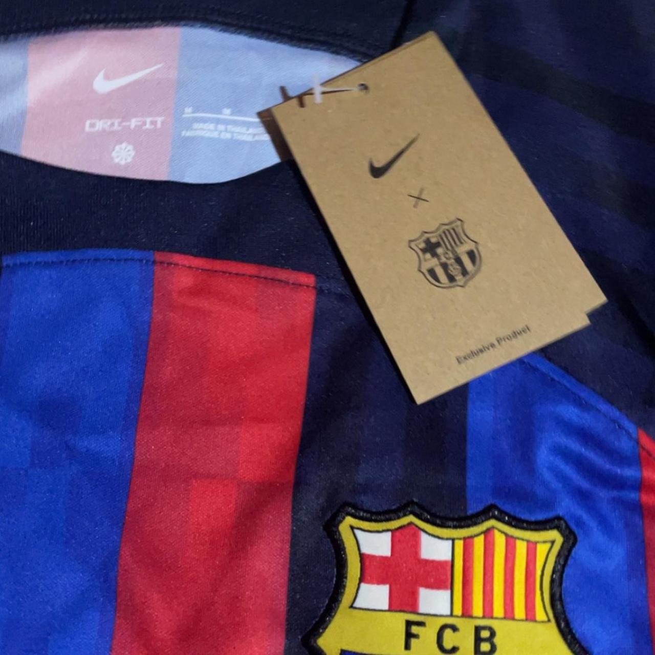 barcelona alternate jersey