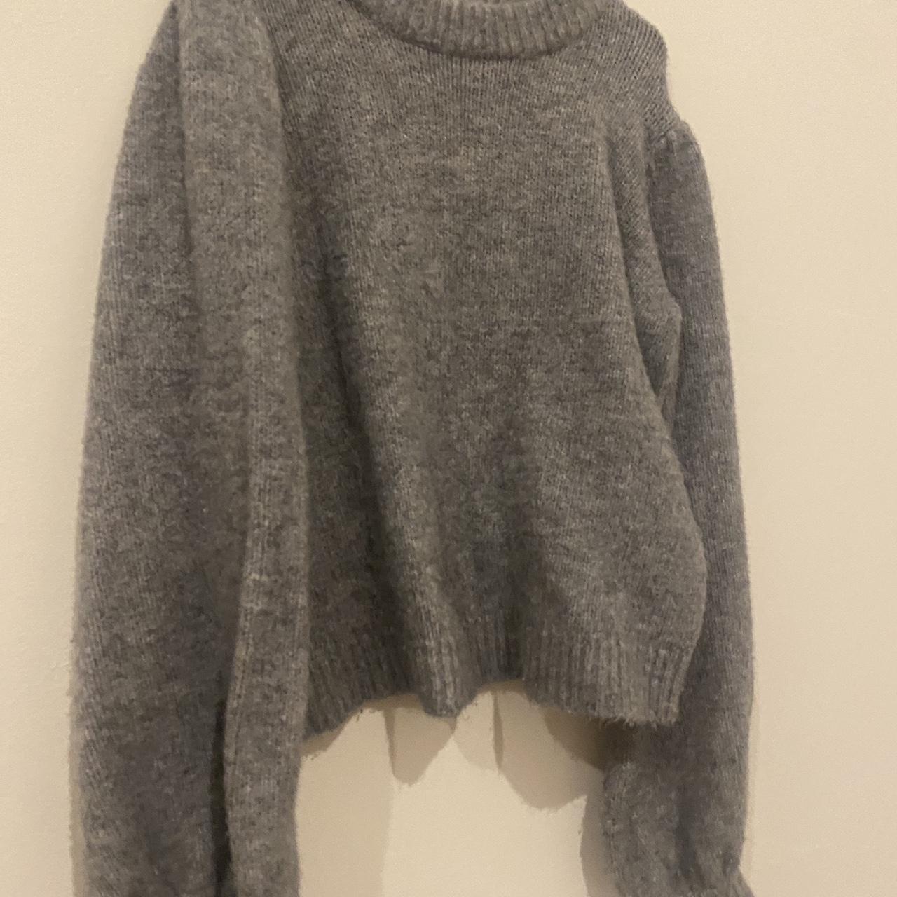 Grey knit jumper with ballon sleeves - Depop