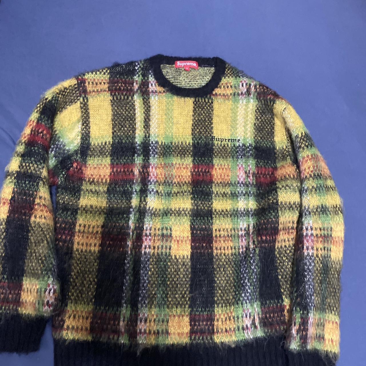 Supreme knit-sweater - Depop