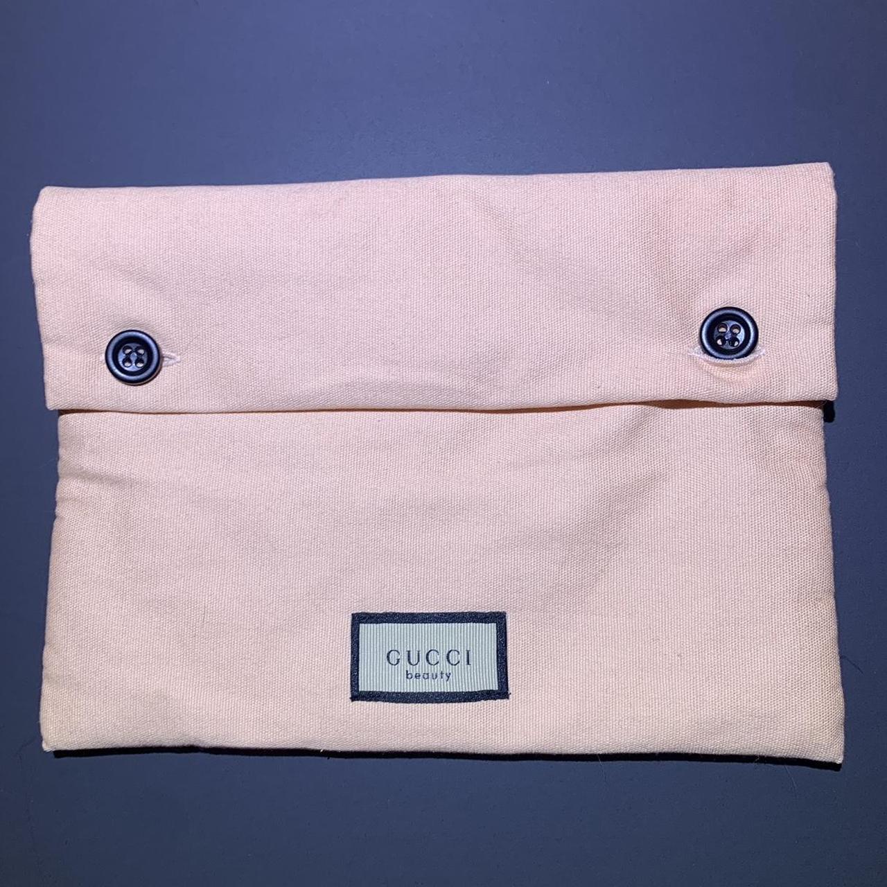 Gucci beauty clearance pouch