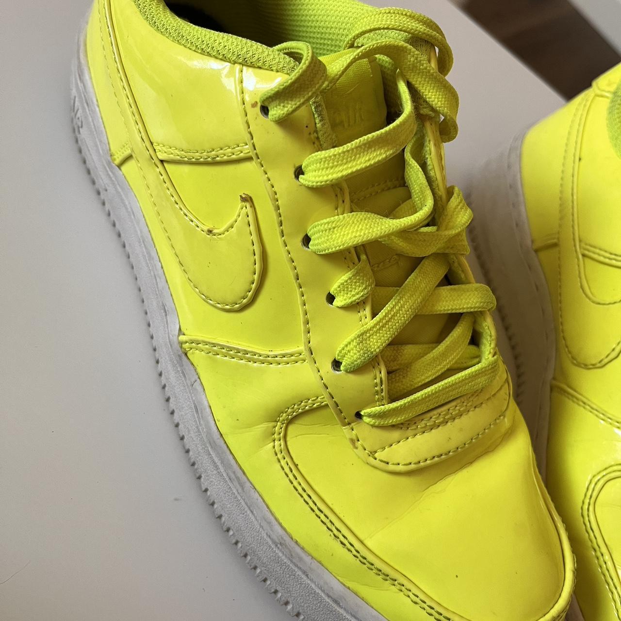 nike yellow air force one