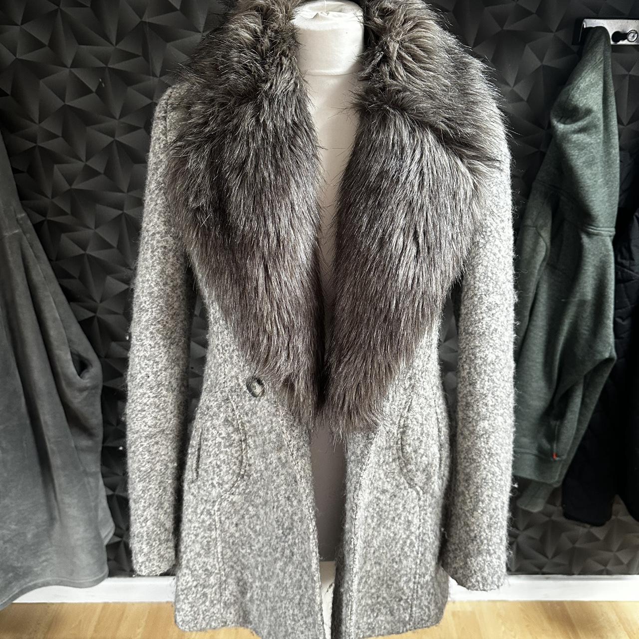 item listed by bjojouk