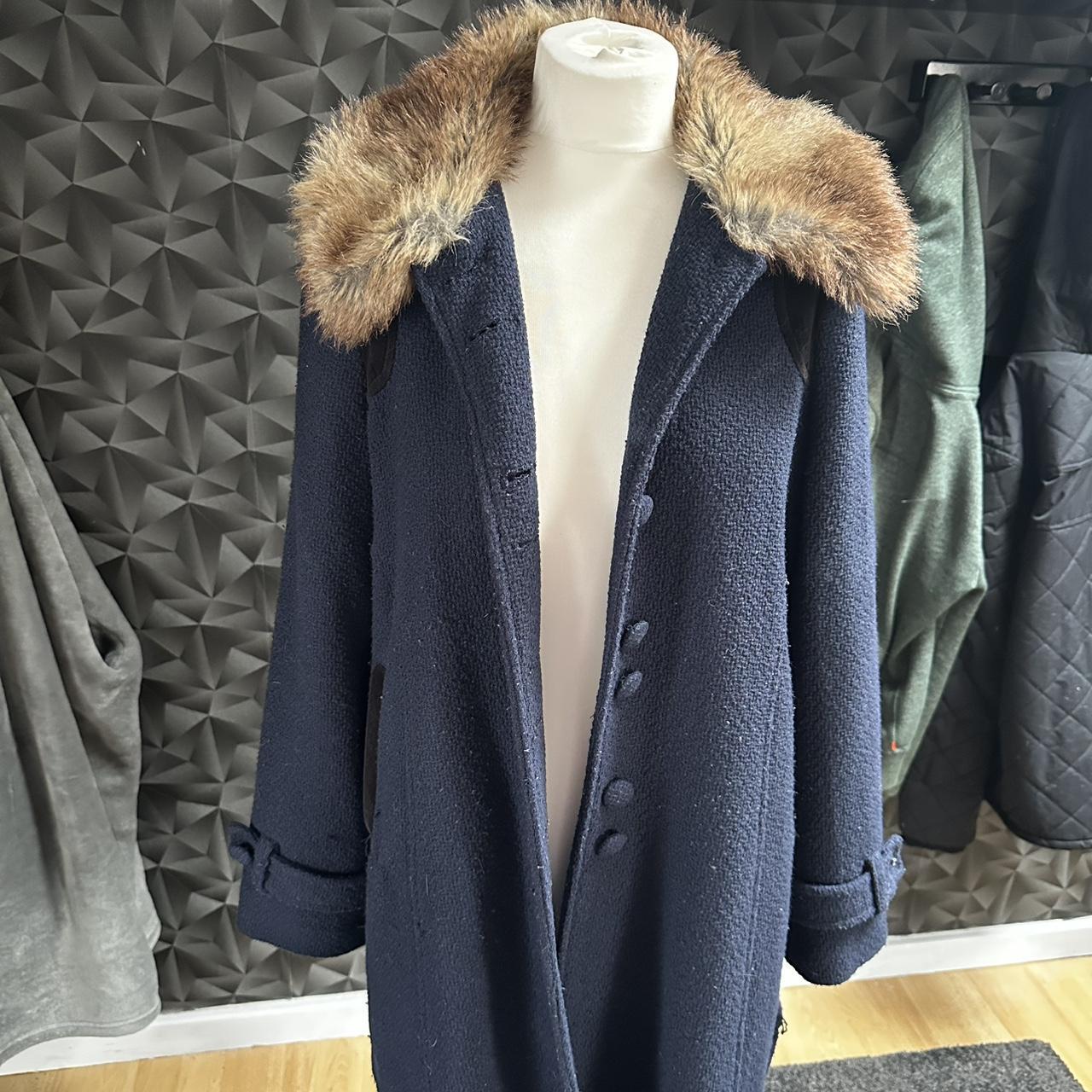 item listed by bjojouk
