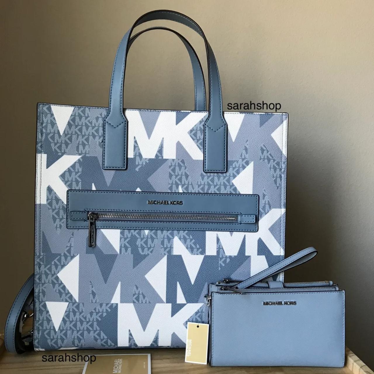 Michael kors blue and white clearance wallet