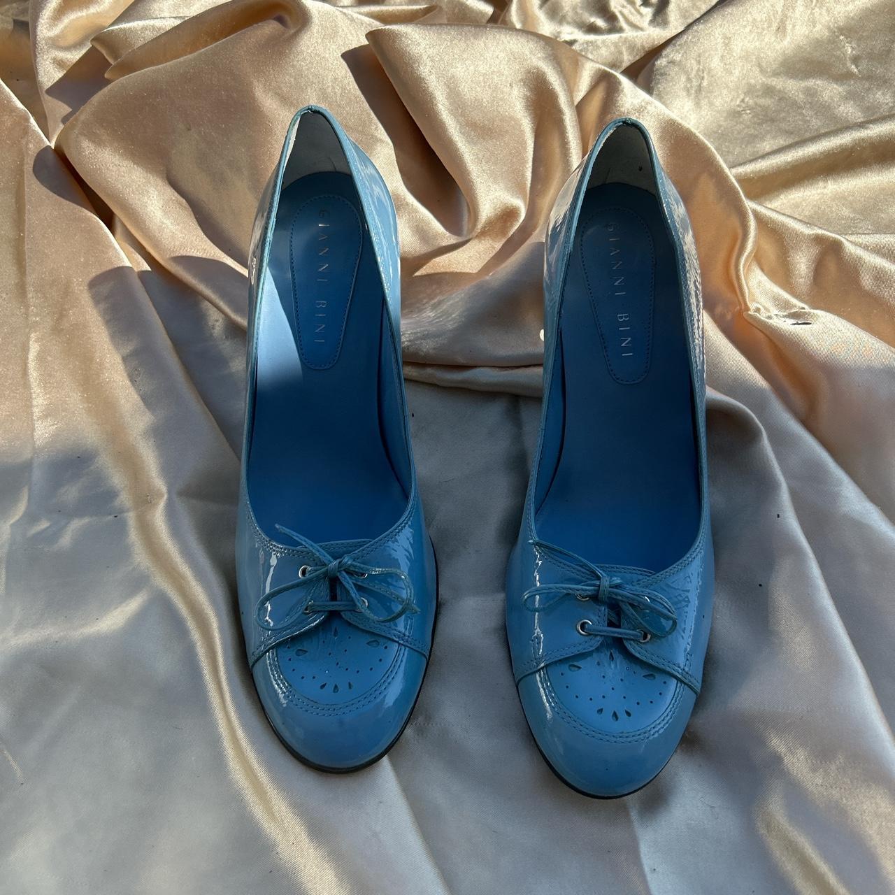 Baby blue Vintage Gianni bini bow button stud ... - Depop