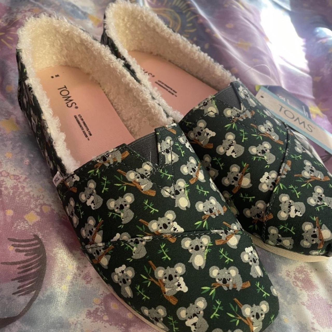 Toms best sale leopard slippers