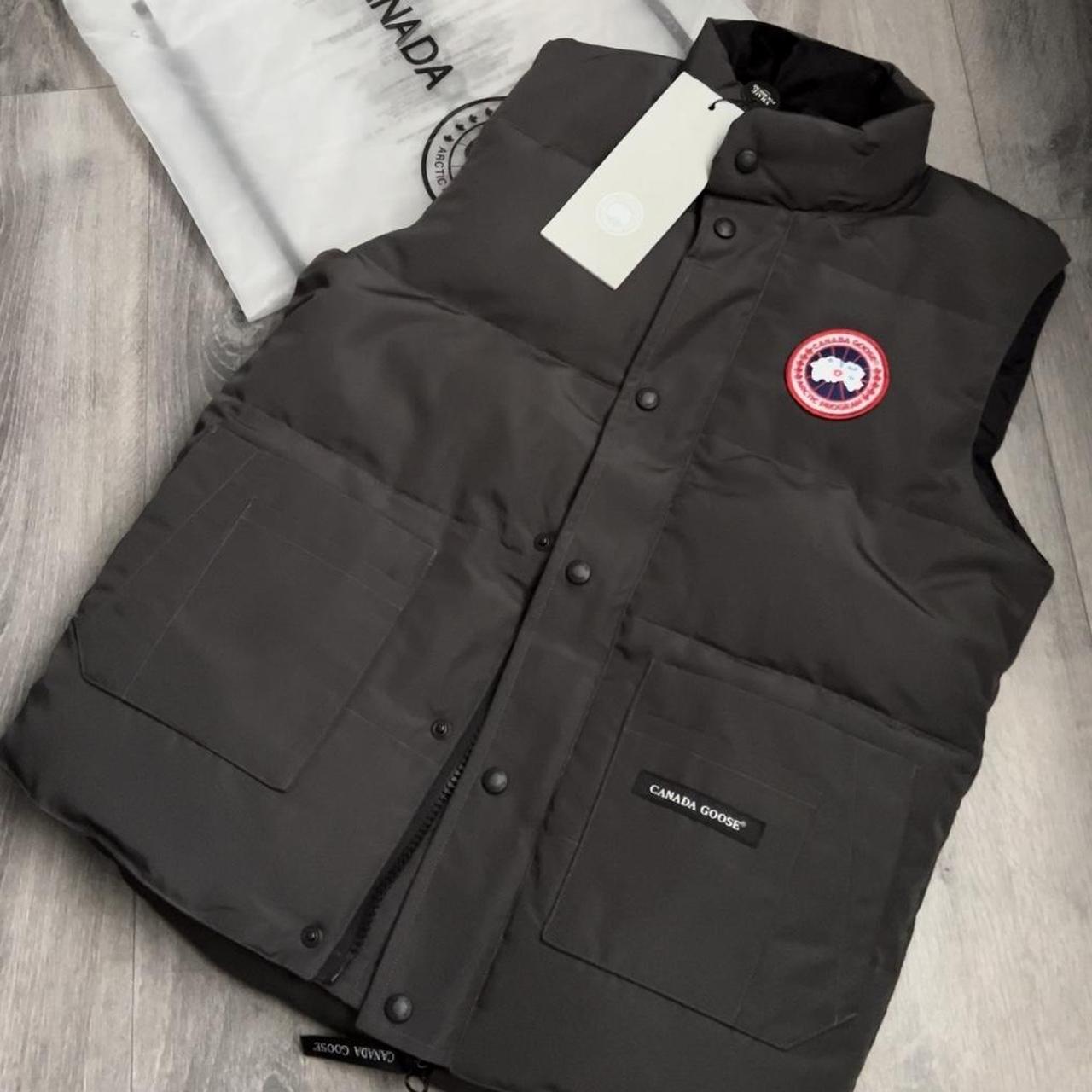 Canada goose gilet 2025 true to size