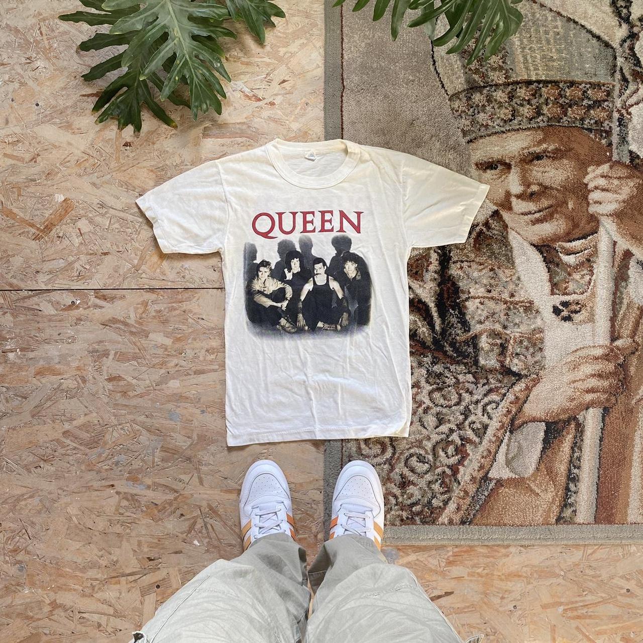 Queen band best sale shirt vintage