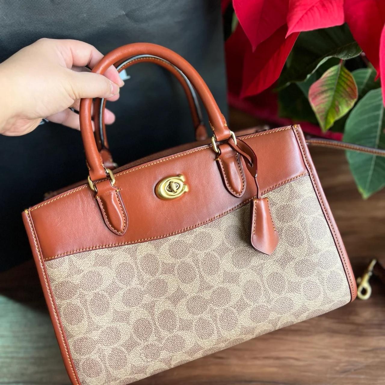 Coach brooke carryall hot sale in signature leather