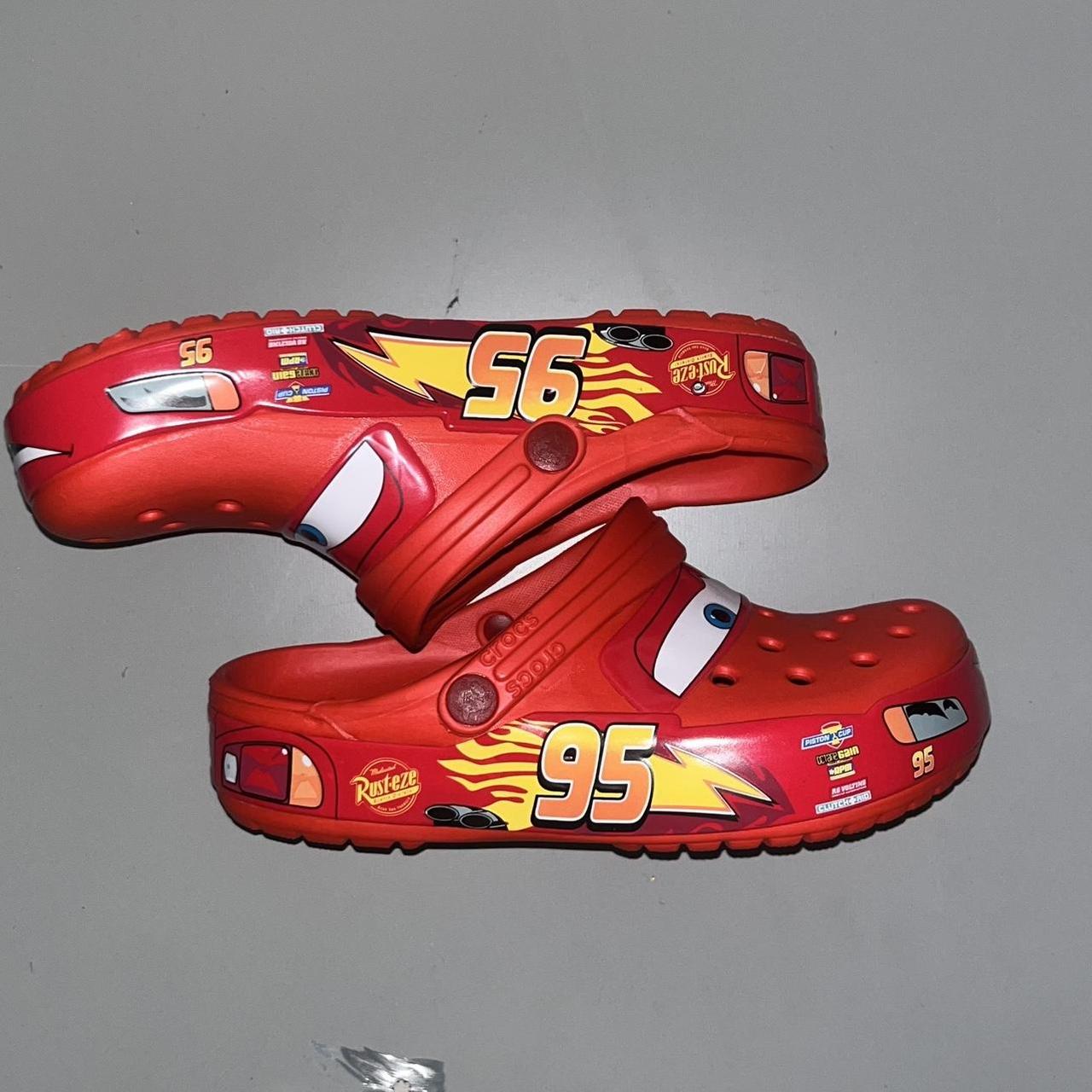 Lightning mcqueen crocs online womens