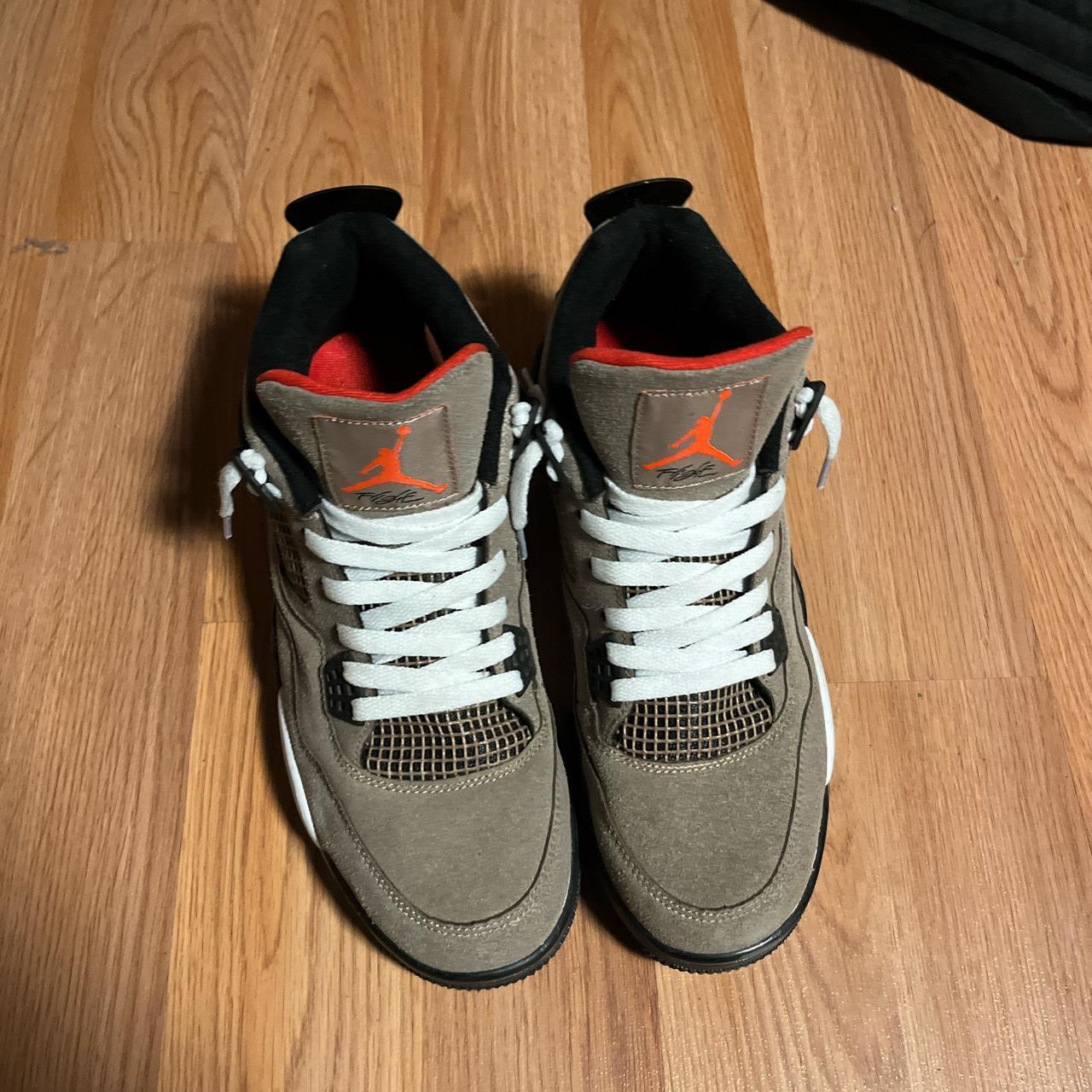 jordan 4 taupe haze foot locker