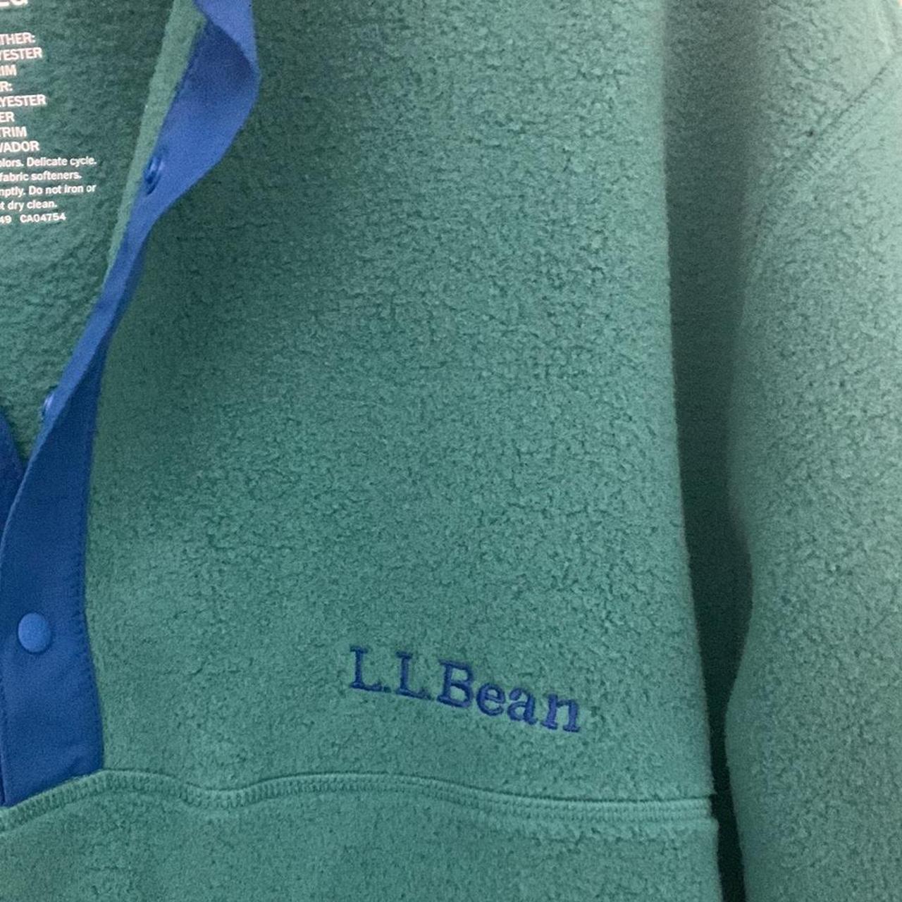 L.L. Bean Classic Fleece Half Snap Pullover Color:... - Depop