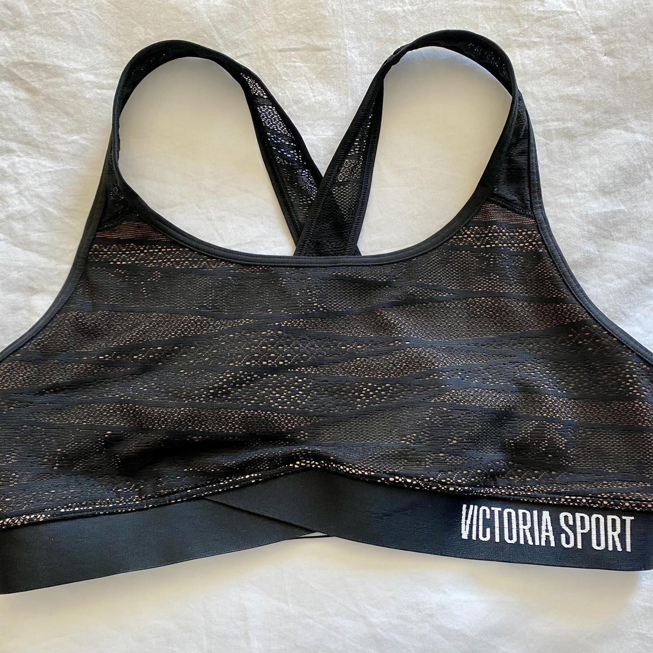 Victoria Secret sport bra Racer back B85 / size... - Depop