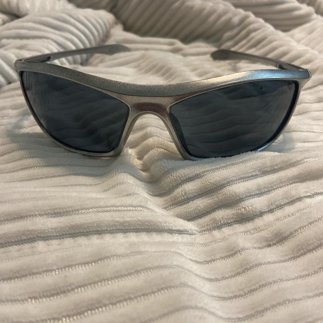 item listed by abi3yuwa