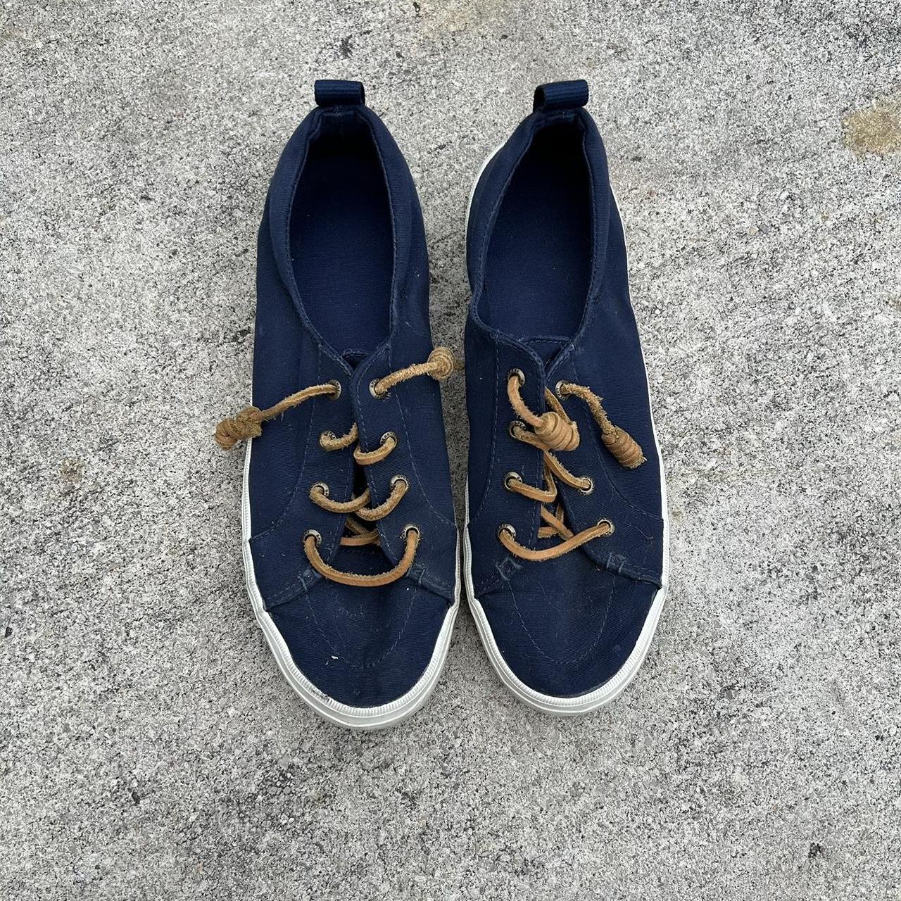 Sperry sneakers size 8.5 - Depop