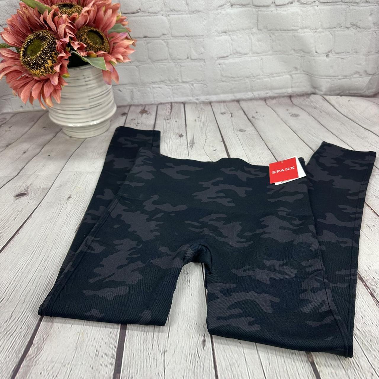 Spanx Look At Me Now Leggings In Black Camo Size - Depop