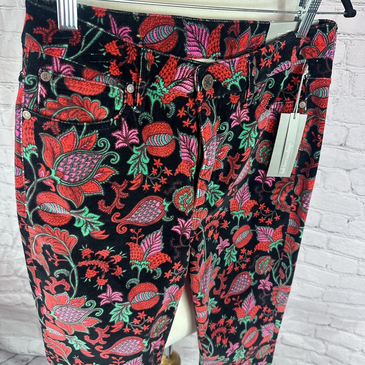 Soft Surroundings floral printed pants Black with a - Depop