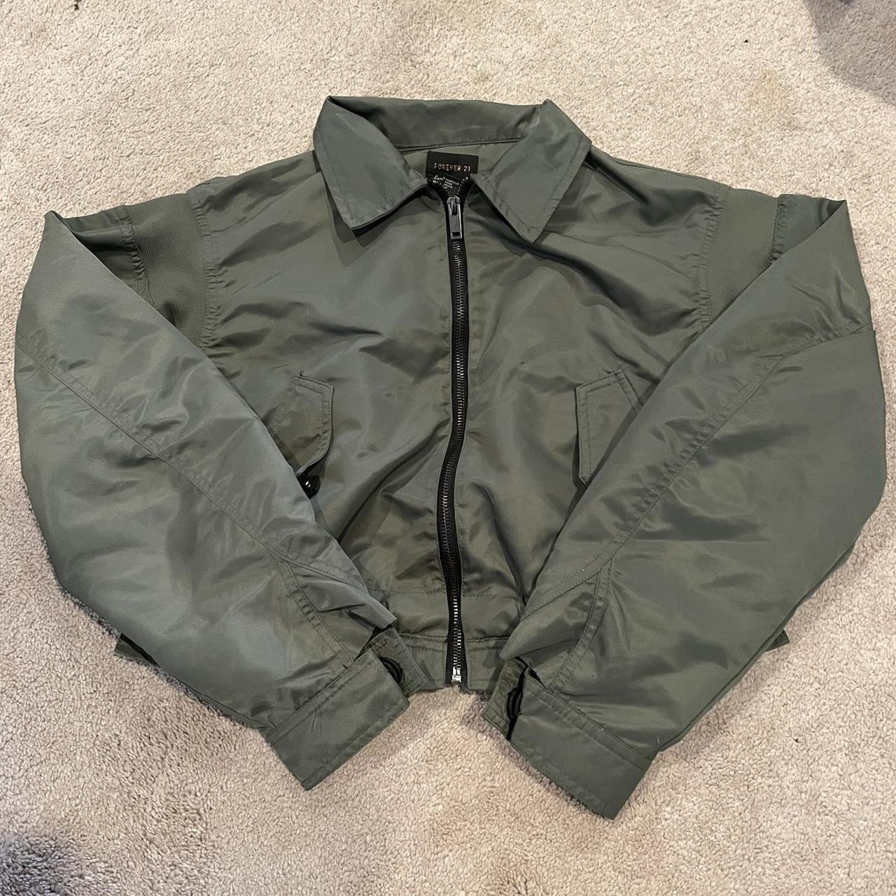 Forever 21 Women's Khaki and Green Jacket | Depop