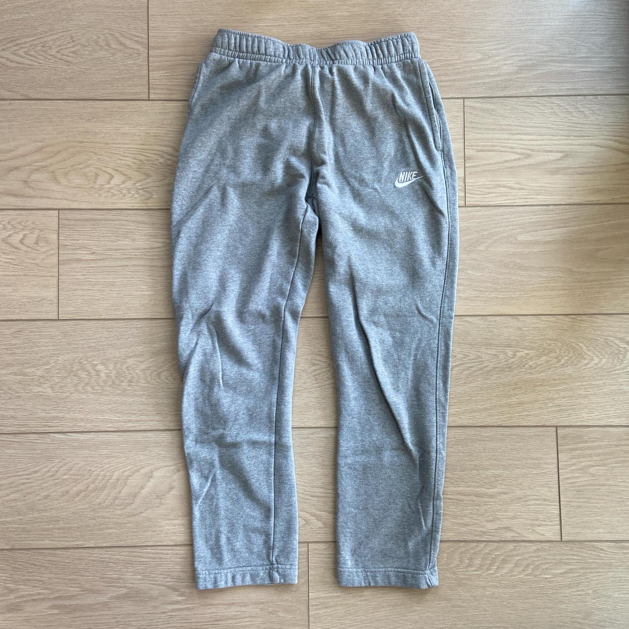 skinny leg sweatpants nike