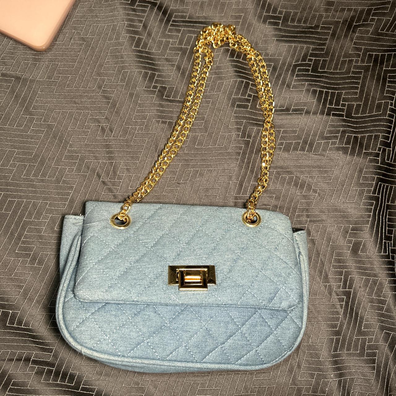 item listed by jessicashekk