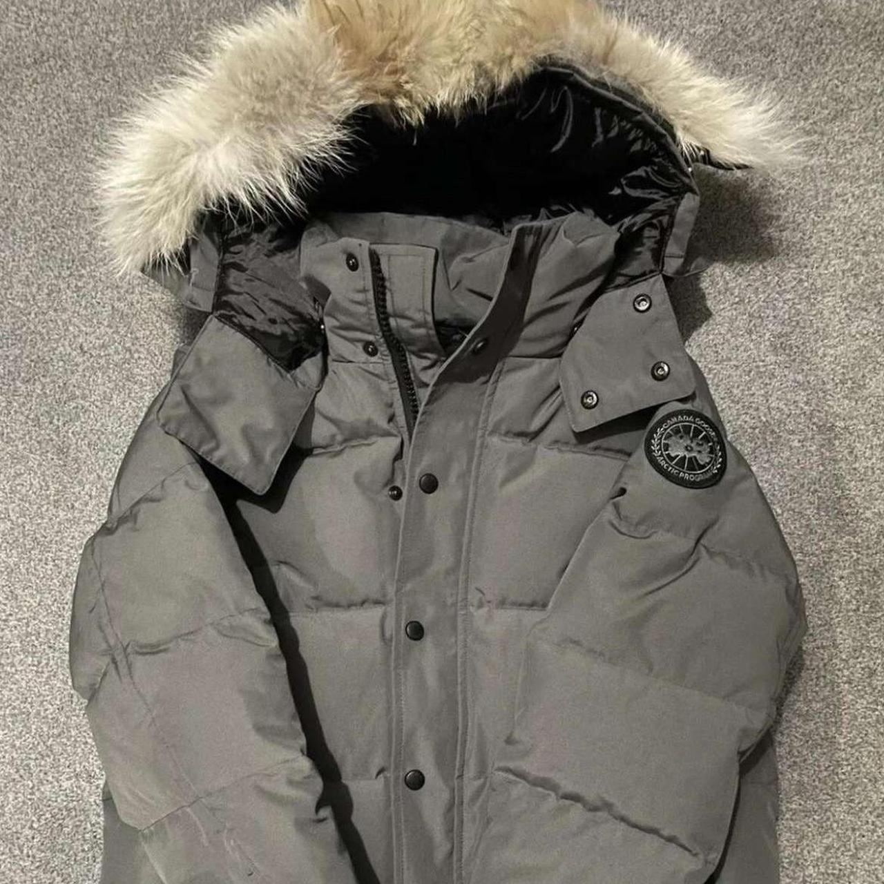 grey canada goose wyndham parka black badge , size... - Depop