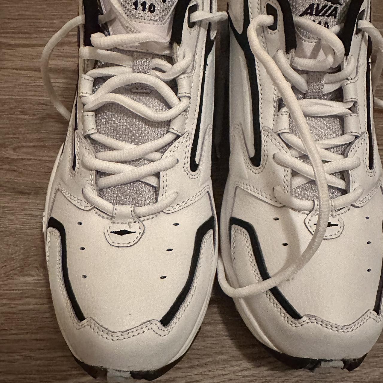 avia sneakers - Depop