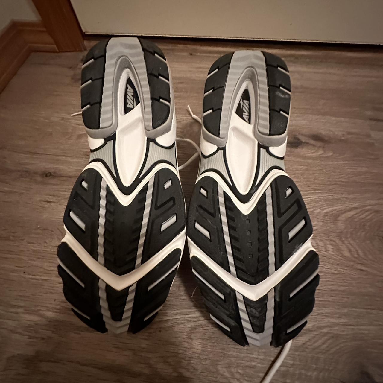 avia sneakers - Depop
